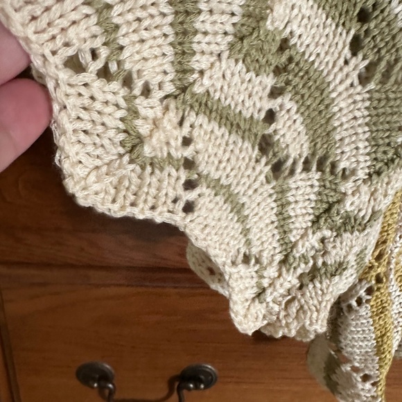 NWOT easel sweater - Picture 7 of 11
